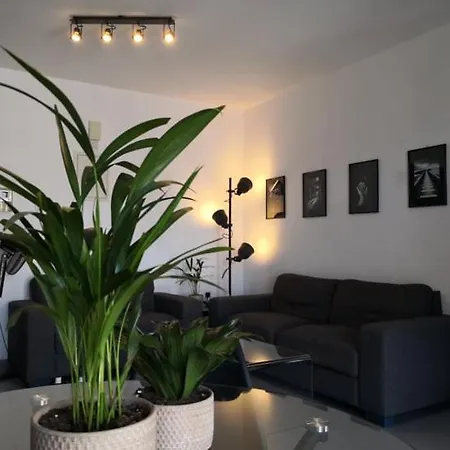 Loizou Holdings Flat 301 * 라르나카